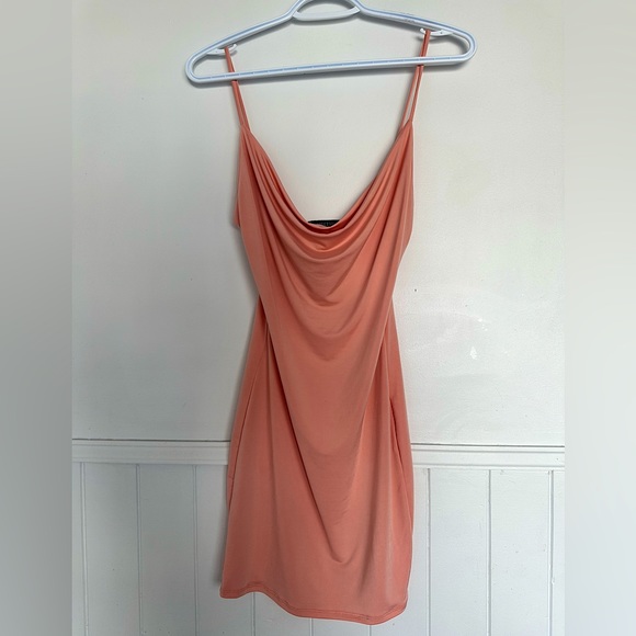 Body con light pink / salmon color dress. Size Small. - Picture 1 of 5